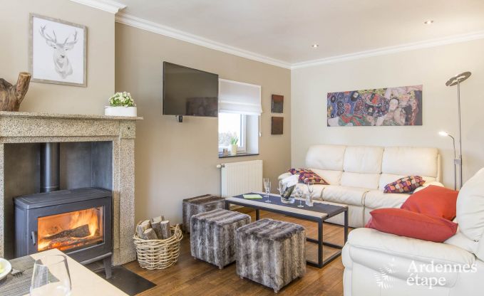 Escape to the Ardennes: Spacious and equipped holiday home for 8 people in Bouillon