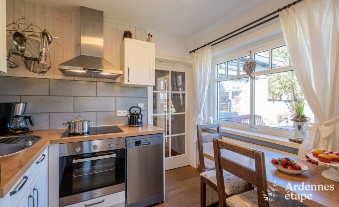 Charming holiday home in Bullange: cottage for 4 people with sauna, private garden and proximity to nature reserves