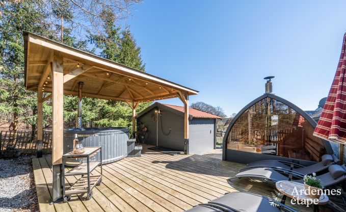 Charming holiday home in Bullange: cottage for 4 people with sauna, private garden and proximity to nature reserves