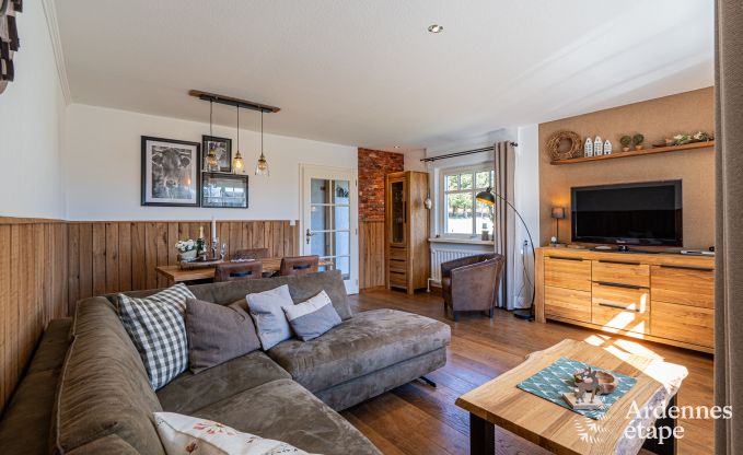 Charming holiday home in Bullange: cottage for 4 people with sauna, private garden and proximity to nature reserves