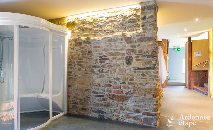 Luxury villa in Butgenbach (Heppenbach) for 24 persons in the Ardennes