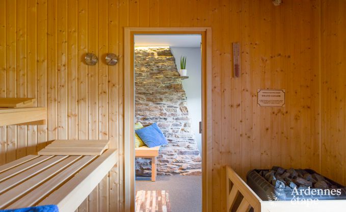 Luxury villa in Butgenbach (Heppenbach) for 24 persons in the Ardennes