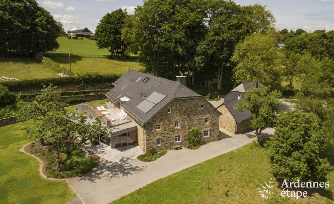 Luxury villa in Butgenbach (Heppenbach) for 24 persons in the Ardennes