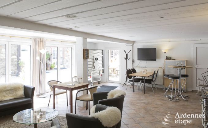 Modern apartment for 6 people in Butgenbach with 3 bedrooms and shared garden