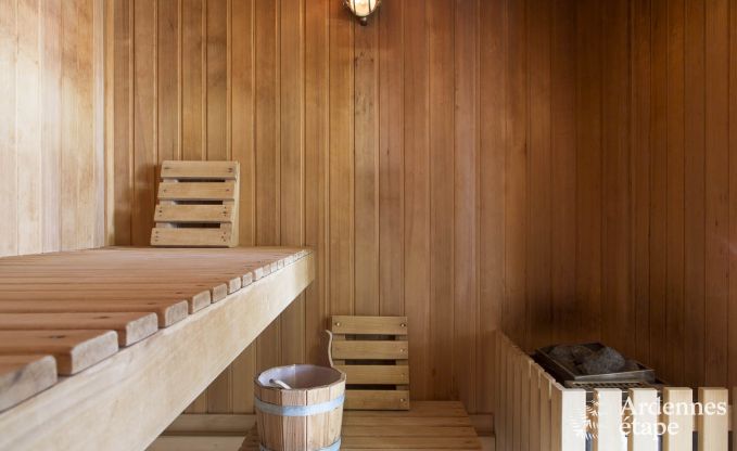 Modern apartment for 6 people in Butgenbach with 3 bedrooms and shared garden