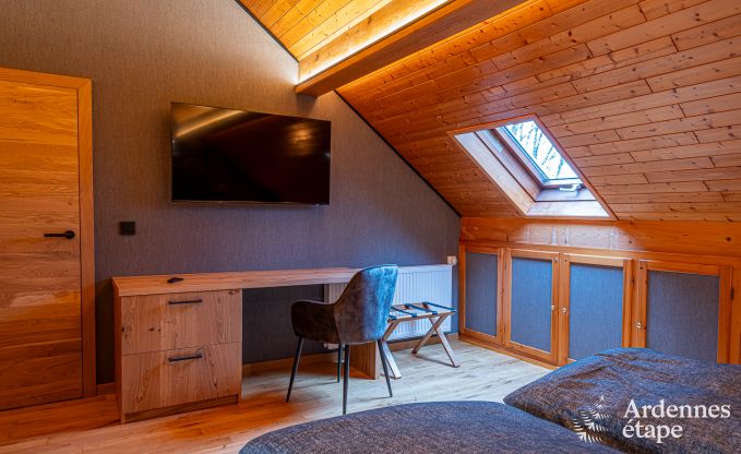 Spacious and luxurious villa for 14 people with indoor pool in the High Fens