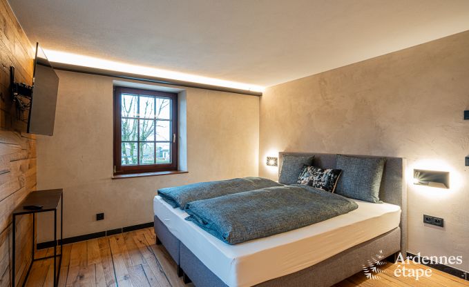 Spacious and luxurious villa for 14 people with indoor pool in the High Fens