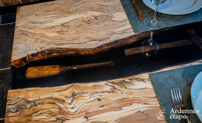 Spacious and luxurious villa for 14 people with indoor pool in the High Fens