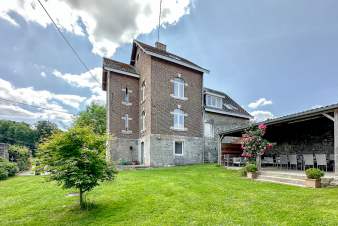 Holiday home with character for twelve people to rent in the Ardennes near Ciney