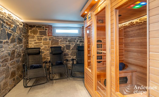 Luxury holiday home in Ciney: house for 8 people with indoor pool, sauna, and private garden