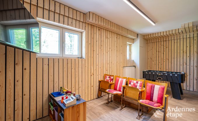Luxury holiday home in Ciney: house for 8 people with indoor pool, sauna, and private garden