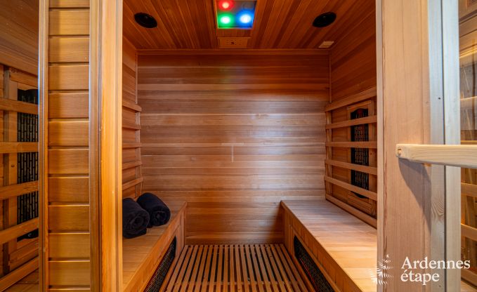 Luxury holiday home in Ciney: house for 8 people with indoor pool, sauna, and private garden