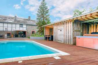 A luxurious holiday home for seven people in Coo (Ardennes)