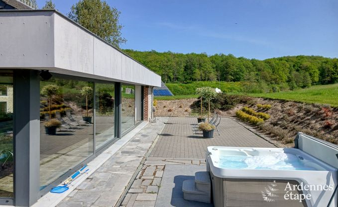 Holiday cottage in Couvin for 10 persons in the Ardennes