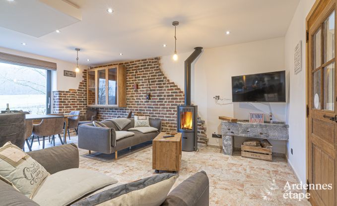 Holiday cottage in Couvin for 8 persons in the Ardennes