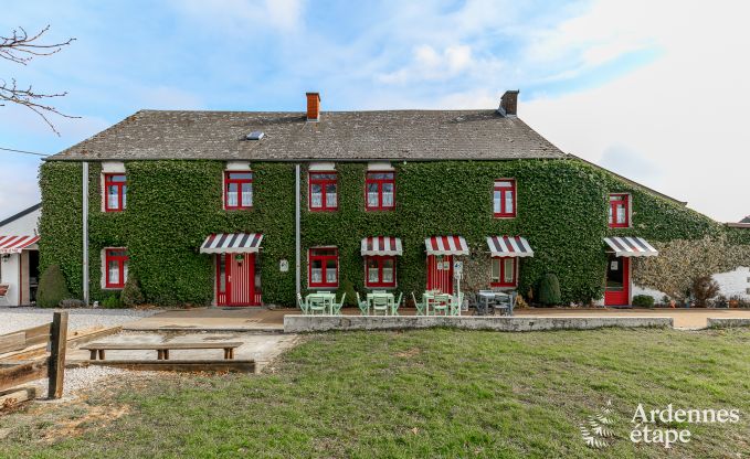 Holiday cottage in Couvin for 16/18 persons in the Ardennes