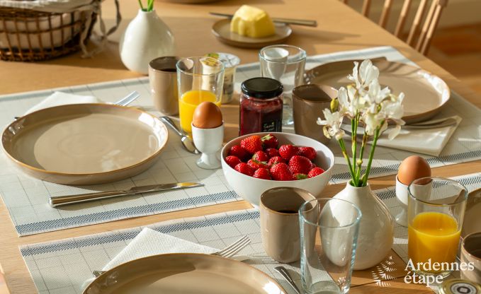 Chalet in Couvin for 8 people: comfortable holiday home with sauna and panoramic view