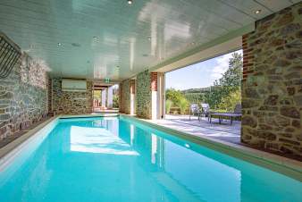 Luxury villa in Daverdisse, 5 bedrooms, 5 bathrooms, indoor pool, jacuzzi, sauna, 14 persons, Ardennes