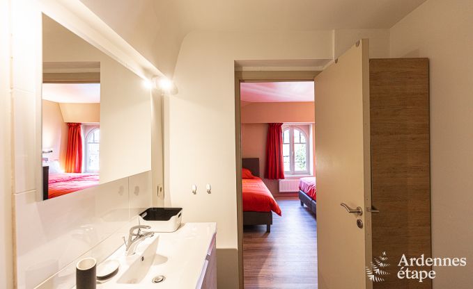Holiday cottage in Dinant for 12/14 persons in the Ardennes