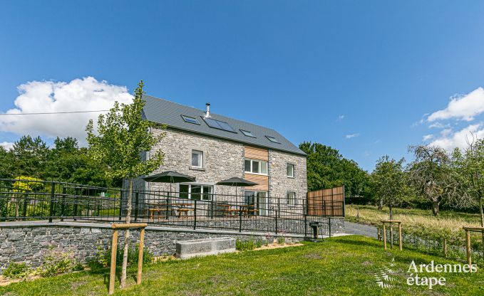 Holiday cottage in Dinant for 9 persons in the Ardennes