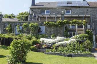 Holiday house for 7/8 persons with outdoor jacuzzi in Dinant