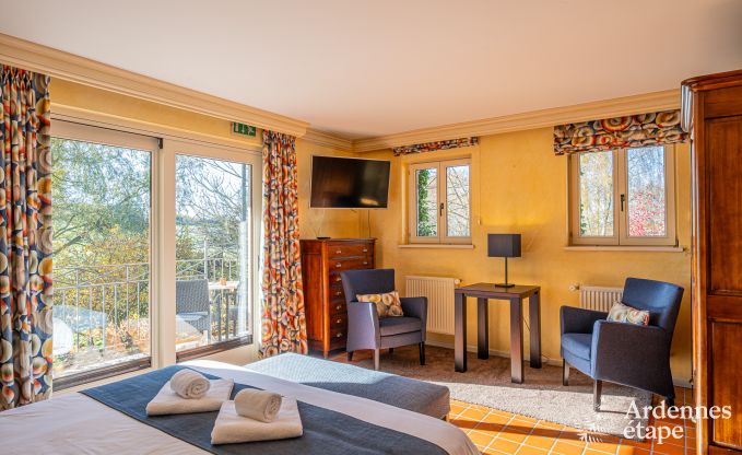 Holiday cottage in Dinant for 20 persons in the Ardennes