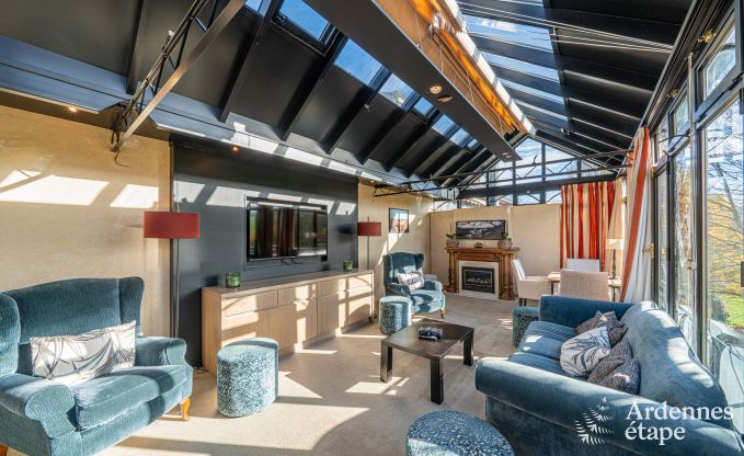 Holiday cottage in Dinant for 20 persons in the Ardennes