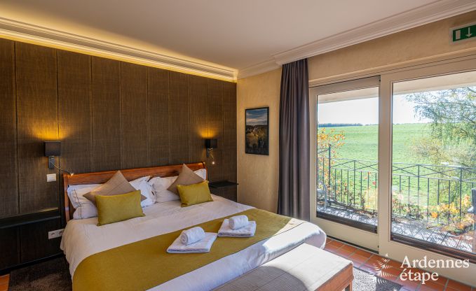 Holiday cottage in Dinant for 20 persons in the Ardennes