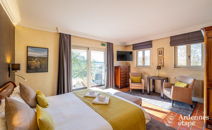 Holiday cottage in Dinant for 20 persons in the Ardennes