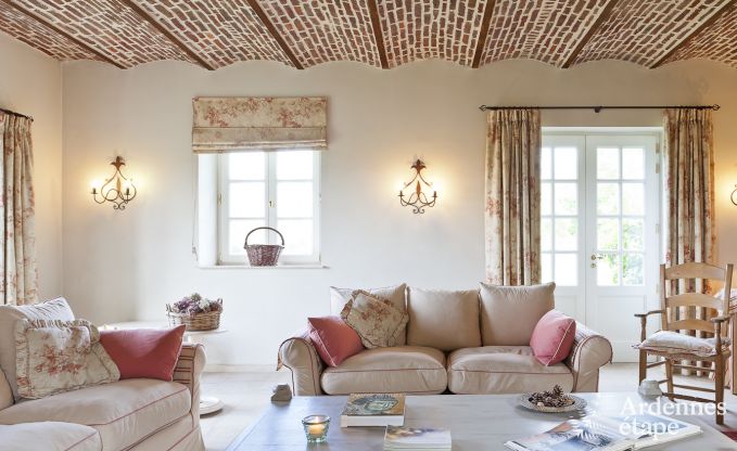 Holiday cottage in Dinant for 12 persons in the Ardennes