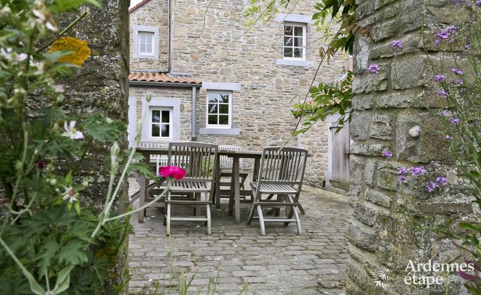 Holiday cottage in Dinant for 26 persons in the Ardennes