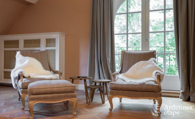 Spacious holiday home with swimming pool in Dinant, Ardennes