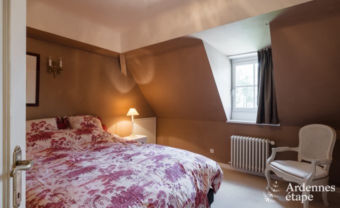 Spacious holiday home with swimming pool in Dinant, Ardennes