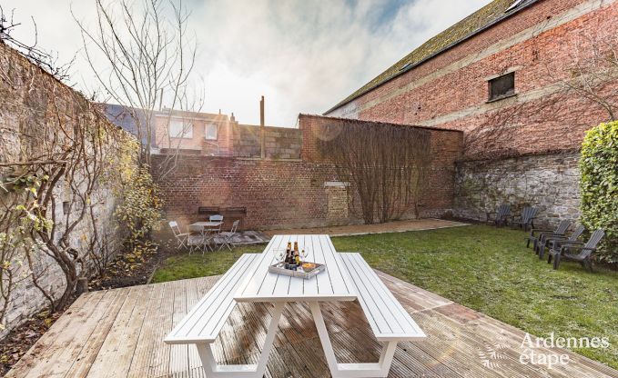 Holiday cottage in Dinant for 12/14 persons in the Ardennes