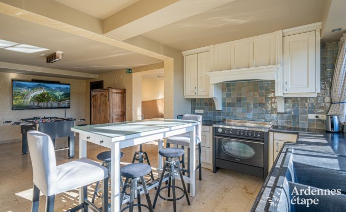 Holiday cottage in Dinant for 20 persons in the Ardennes