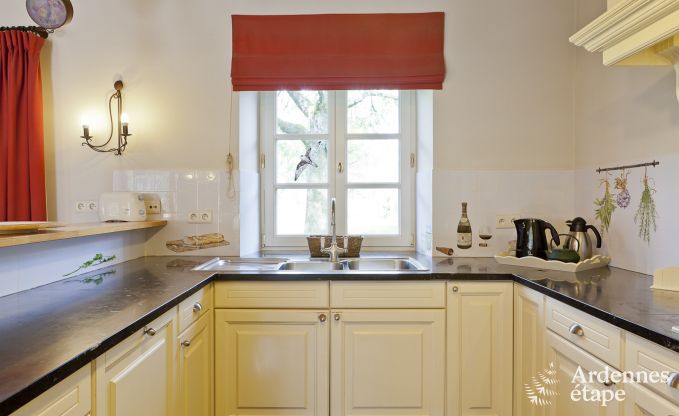 Holiday cottage in Dinant for 12 persons in the Ardennes