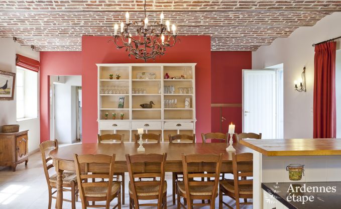 Holiday cottage in Dinant for 12 persons in the Ardennes