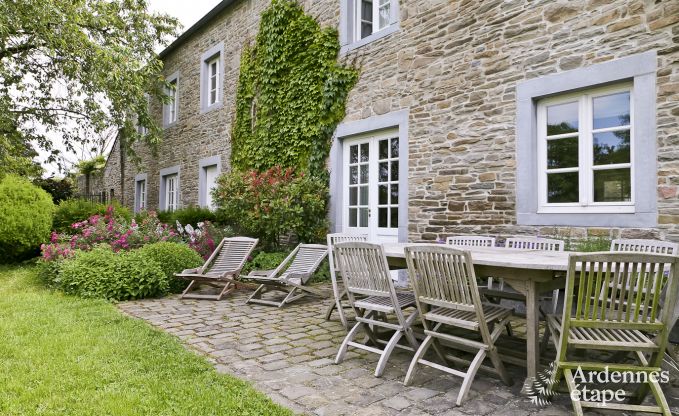 Holiday cottage in Dinant for 12 persons in the Ardennes