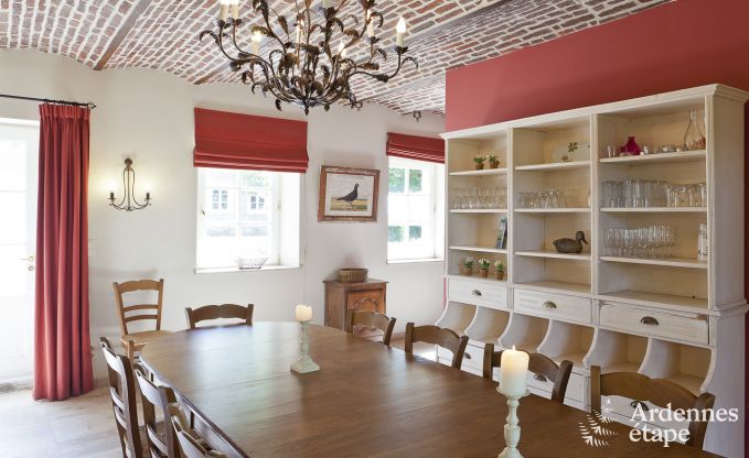 Holiday cottage in Dinant for 12 persons in the Ardennes