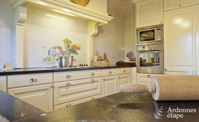 Holiday cottage in Dinant for 12 persons in the Ardennes