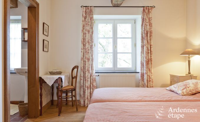 Holiday cottage in Dinant for 12 persons in the Ardennes