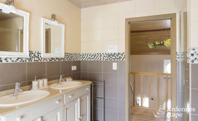 Holiday cottage in Doische (Dinant) for 8 persons in the Ardennes