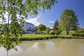 Great 3 star farmhouse vor 6 people to rent near Doische
