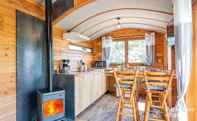 Exceptional in Doische for 2/4 persons in the Ardennes