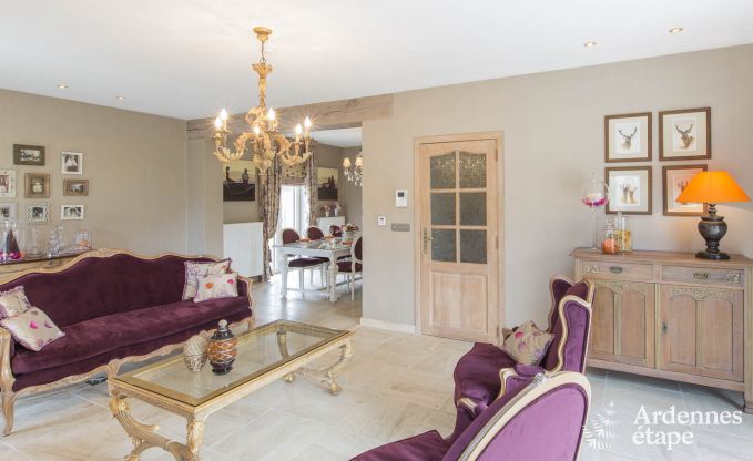 Luxury villa for 8 people in Doische: infrared cabin, jacuzzi, cassette fireplace, pond, and private garden