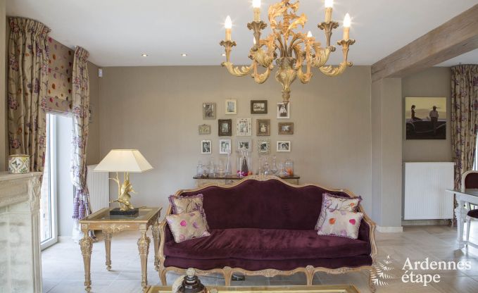 Luxury villa for 8 people in Doische: infrared cabin, jacuzzi, cassette fireplace, pond, and private garden