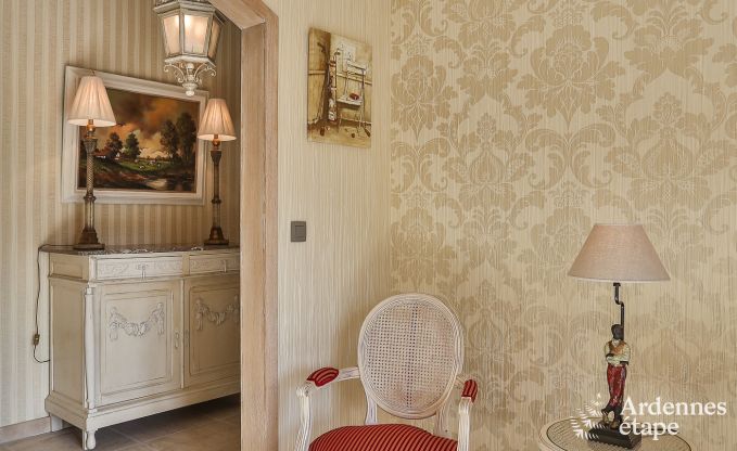 Luxury villa for 8 people in Doische: infrared cabin, jacuzzi, cassette fireplace, pond, and private garden