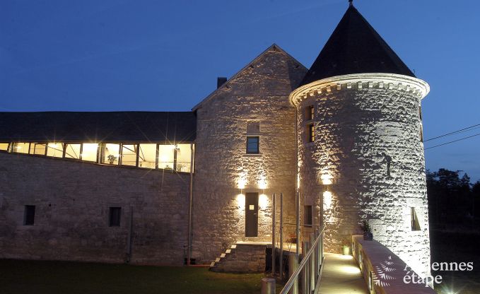 Castle in Durbuy for 18 persons in the Ardennes