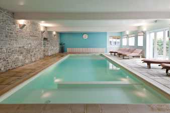 Luxury holiday villa with pool and wellness area for 34 pers. in Durbuy