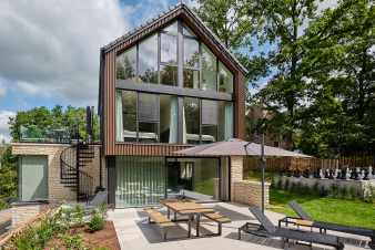 Holiday home in Durbuy for 9 persons with 4 bedrooms, sauna, private garden and play equipment